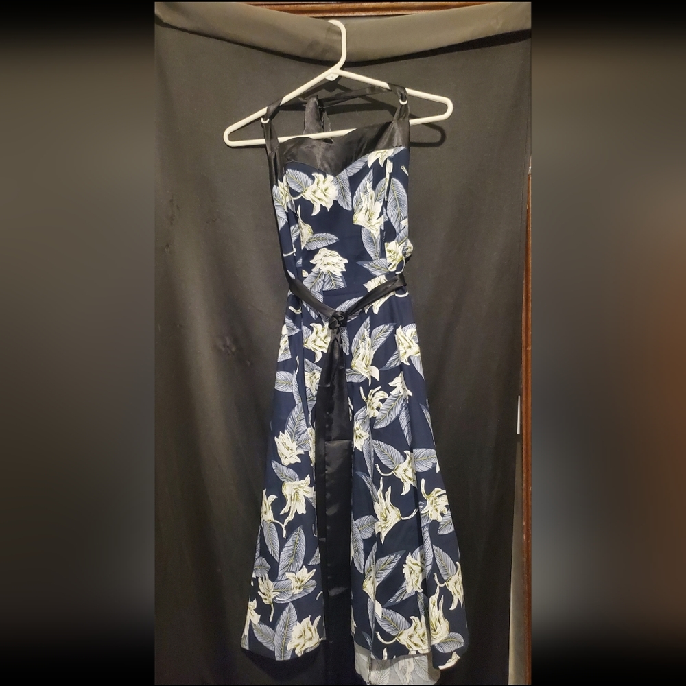 Vintage style 50s Rockabilly Halter Cocktail Dress